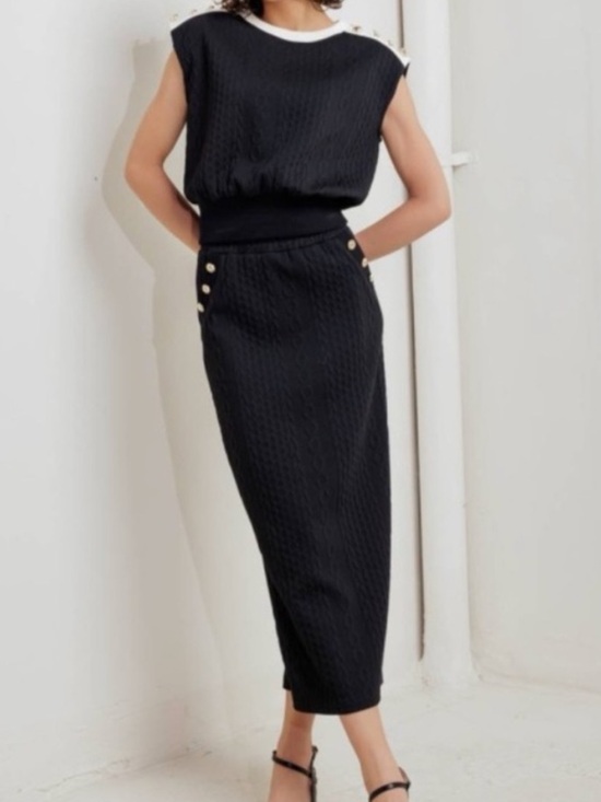 Freemarket Dresses & Skirts - Maxi Cable Knit Skirt